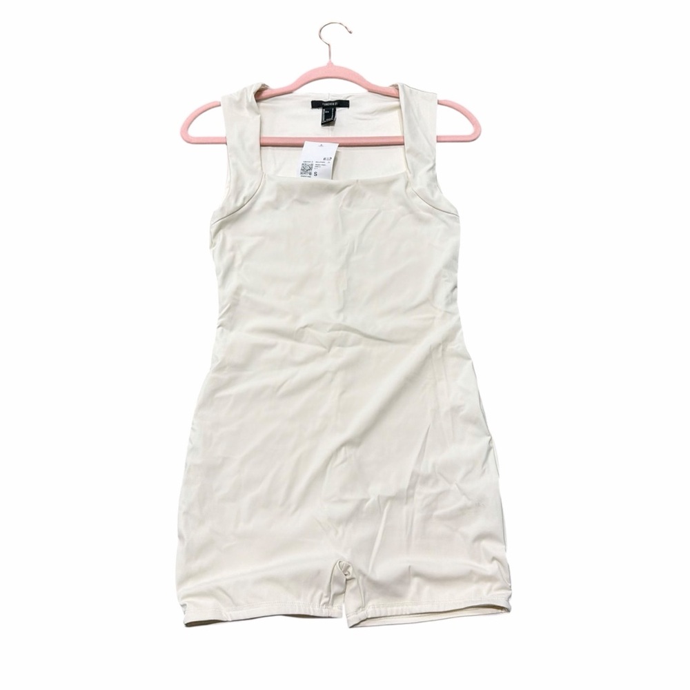 Forever 21 Cream Square Neck Romper Size Small NWT